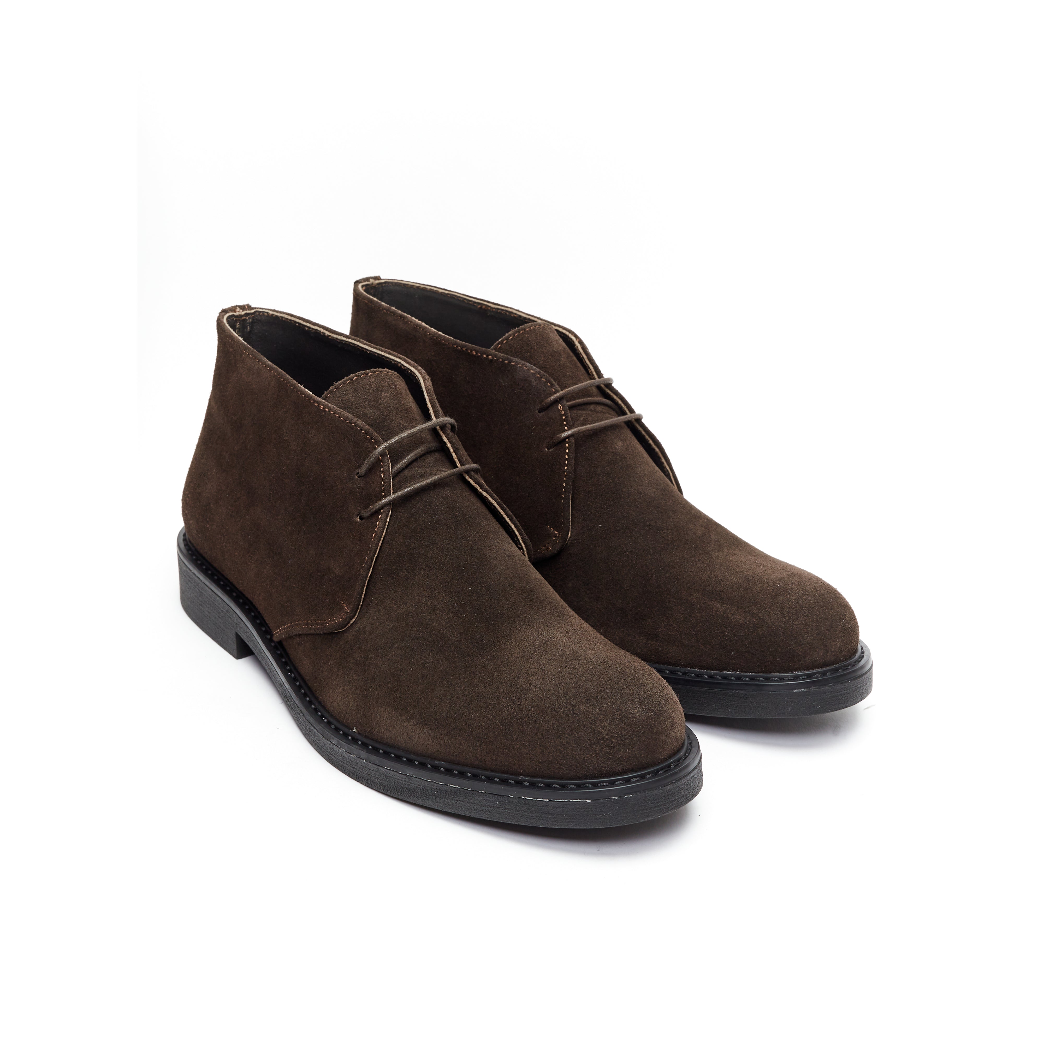 Chukka boot dark brown