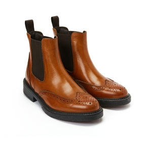 Wing cap chelsea boot cognac brown