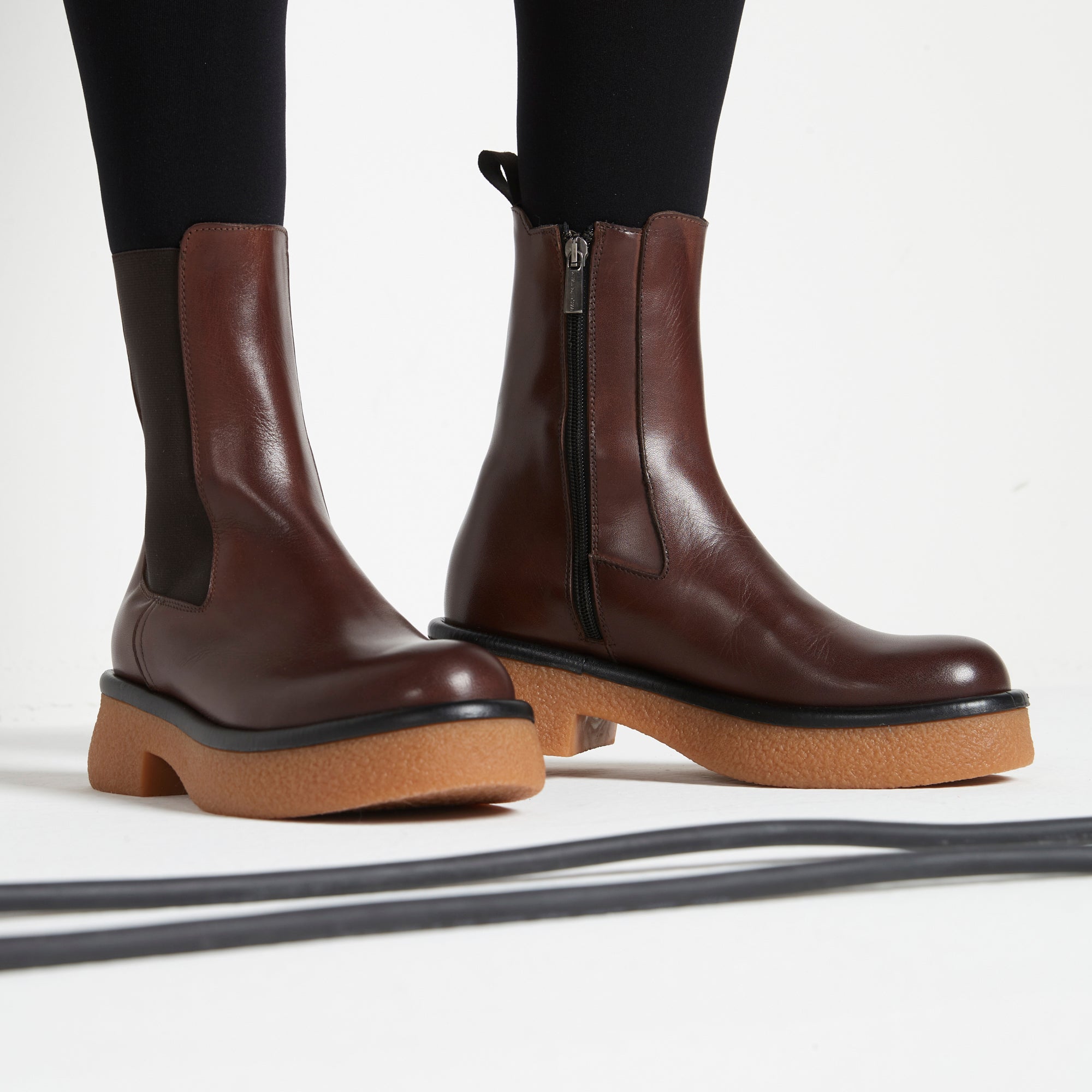 Plain chelsea boot mahogany brown