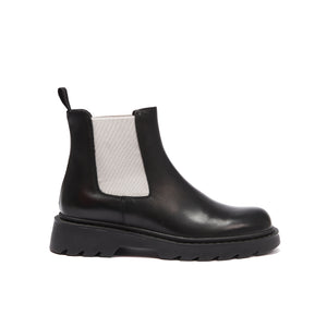 Chelsea boot black