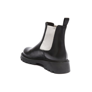 Chelsea boot black