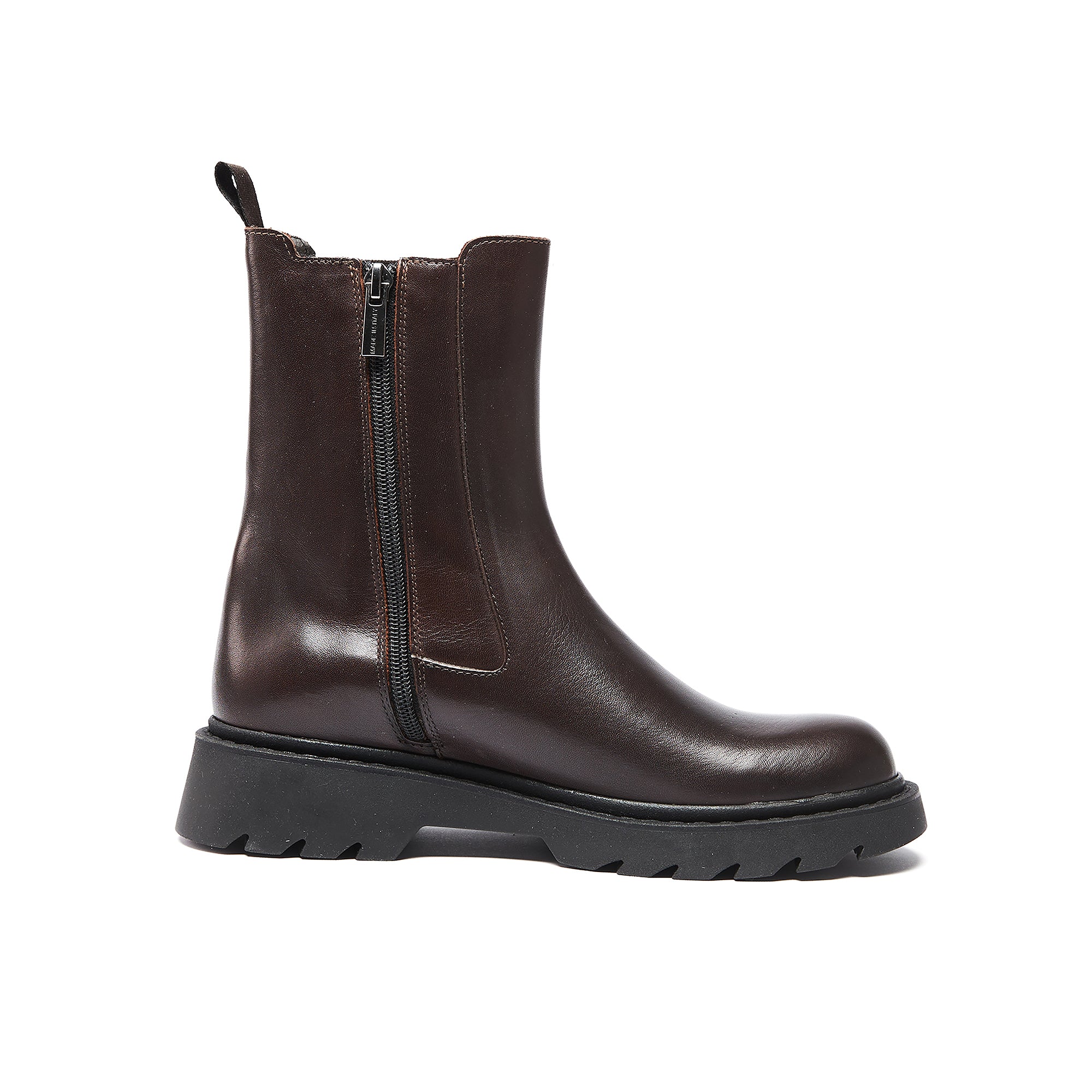 Chelsea boot dark brown