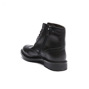 Wing cap laced boot black