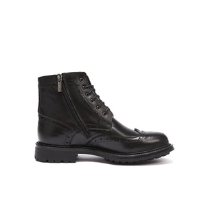 Wing cap laced boot black